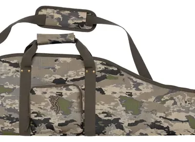 Durable, water-resistant shell fabric Closed and open cell foam padding Soft, brushed tricot lining Full-length zipper Padded carry handle and detachable shoulder strap Hang loop Zip accessory pocket High profile design fits larger, target-style optics Versatile Browning OVIX Camouflage 53" L x 2-1/2" D x 11-1/2" W