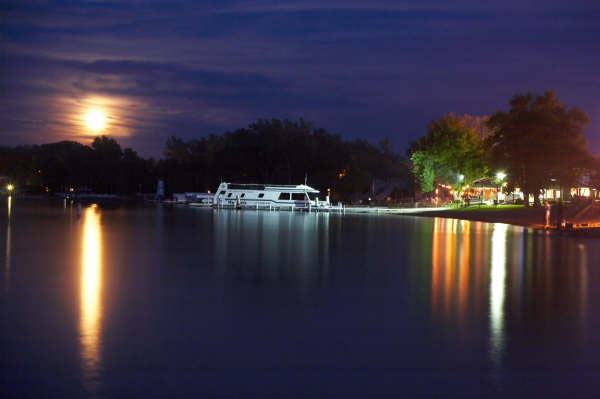 night shot of Green Lake Crusies